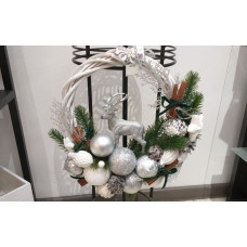 Door wreath with deer