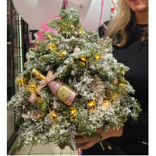 Christmas tree with champagne