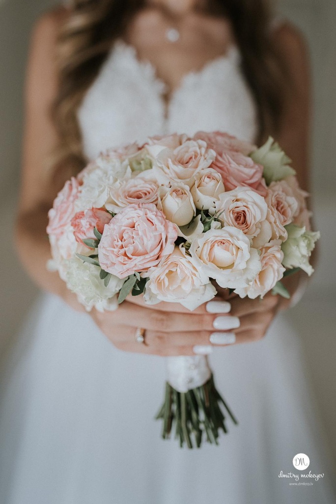beautiful-blur-bouquet-342257